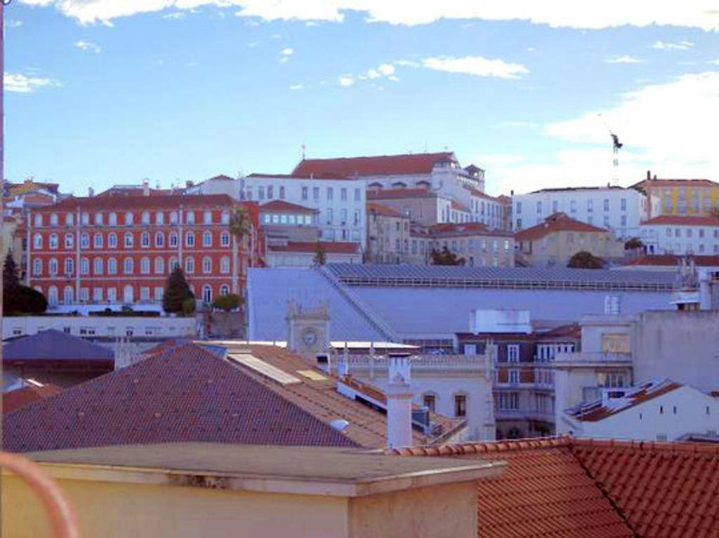 Lisbon Apartment Room photo